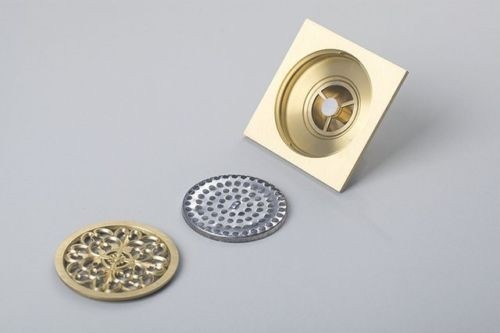 Gouden douche put nostalgische uitvoering afvoer goudkleurig