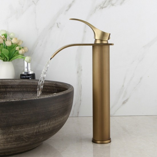 Bronzen watervalkraan