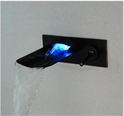 Watervalkraan Muro LED Olie brons inbouw badkraan met Led verlichting