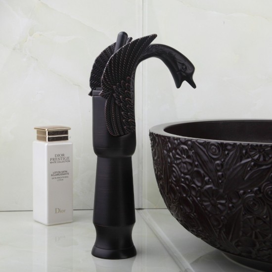 olie bronzen wastafelkraan zwaan