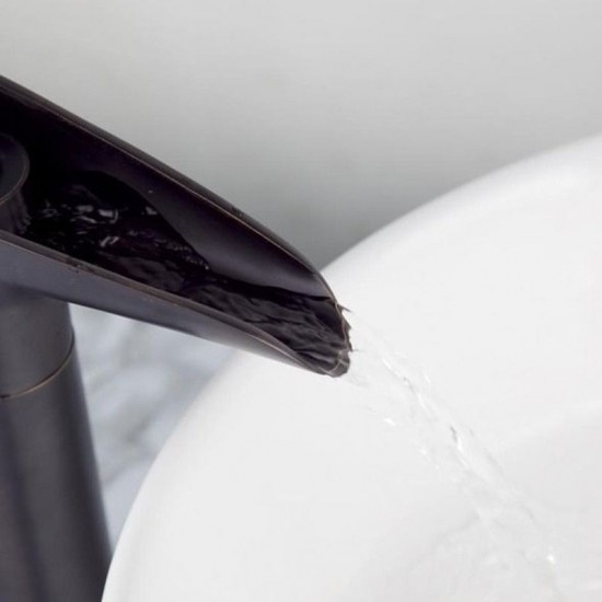 Waterval kraan olie brons