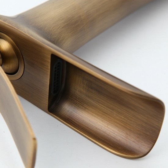 Watervalkraan brons 0